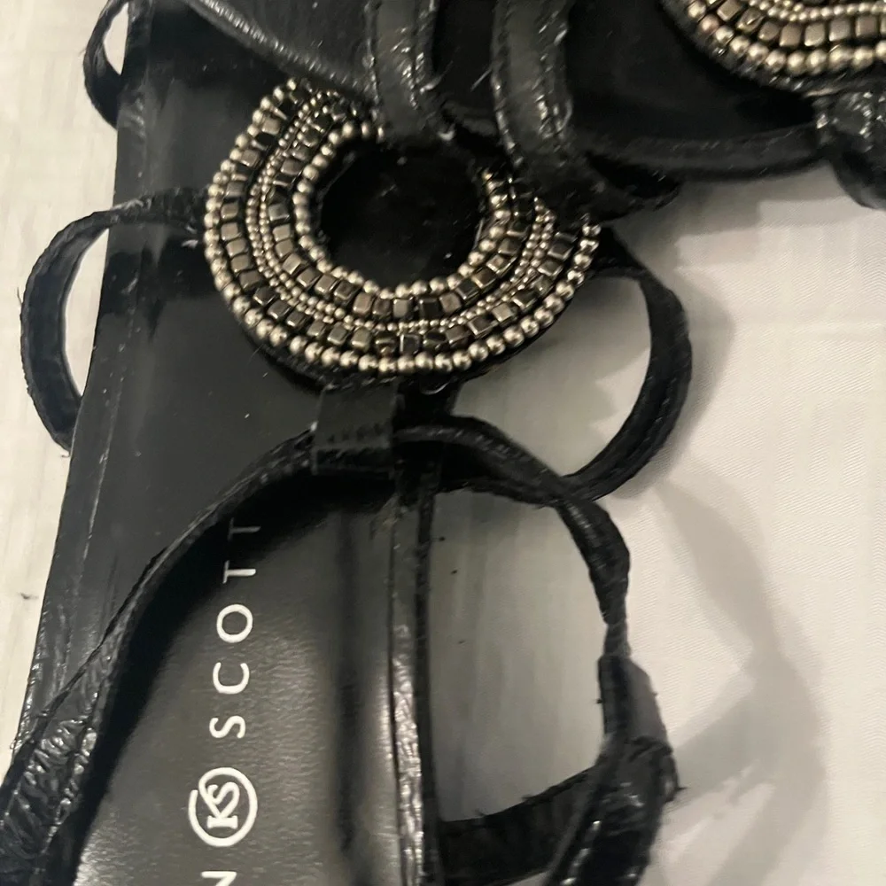 Karen Scott chic black